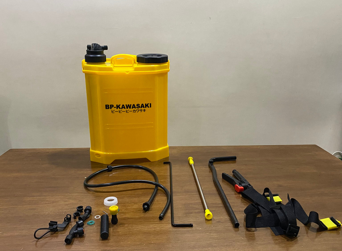 Kawasaki Plastic Manual Knapsack Sprayer